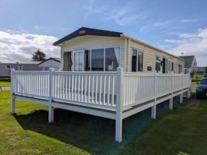 Beautiful Pet Friendly Southerness Caravan With Sea View & Decking Area